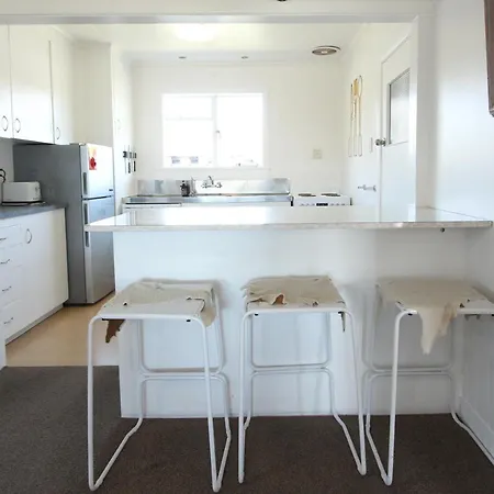 1 - Delightfully Fresh, Private Home Close To Town Wanaka Exterior foto