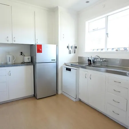 1 - Delightfully Fresh, Private Home Close To Town Wanaka Exterior foto