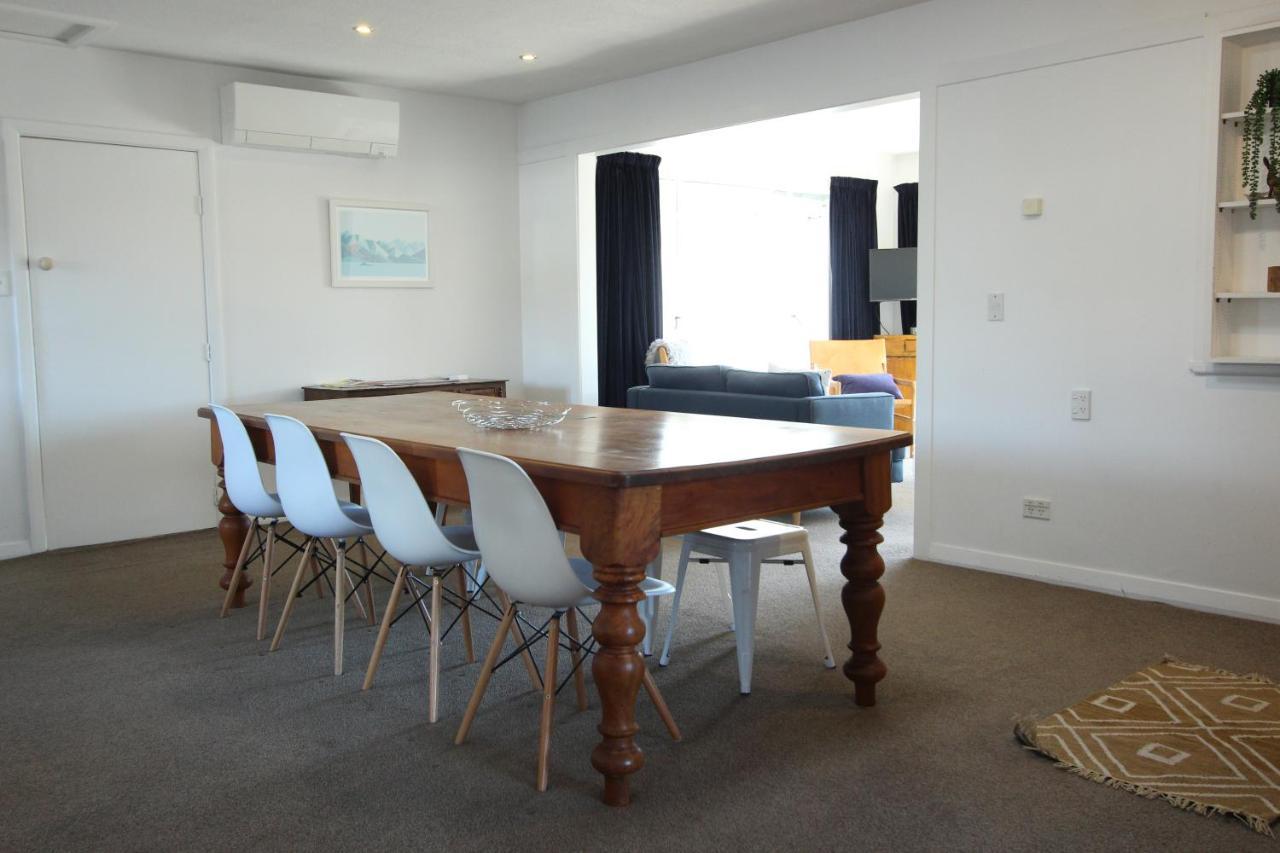 1 - Delightfully Fresh, Private Close To Town Ferienhaus Wanaka
